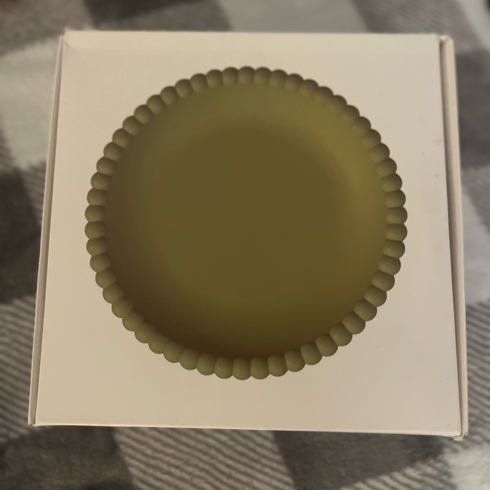 New! JUJUMONSTER Pearl Bowl (Avocado Green) silicone